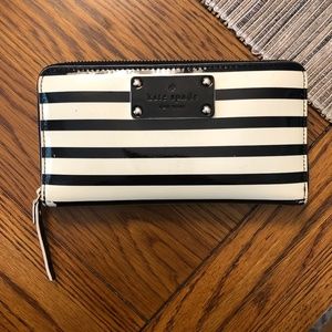 Kate Spade Patent Zip Around Continental Wallet